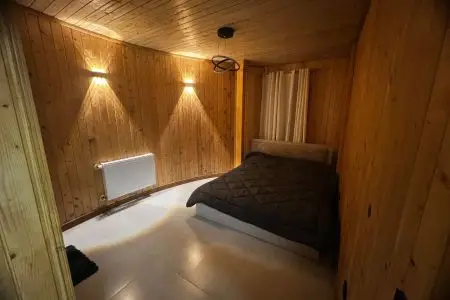 ویلا استخردار با معماری چوبی در چالوس، عکس ۱۱