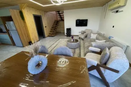 ویلا استخردار با معماری چوبی در چالوس، عکس ۷