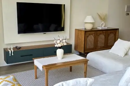 ویلا استخردار با معماری متفاوت در امامرود، عکس ۶