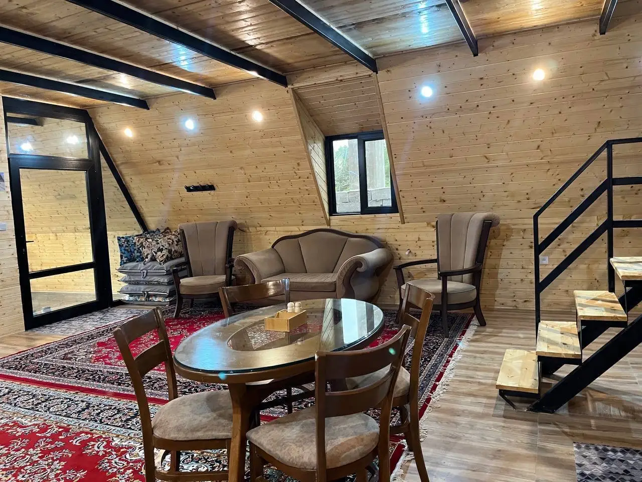 اجاره کلبه سوئیسی در بابلکنار - کاردگرکلا، عکس ۴